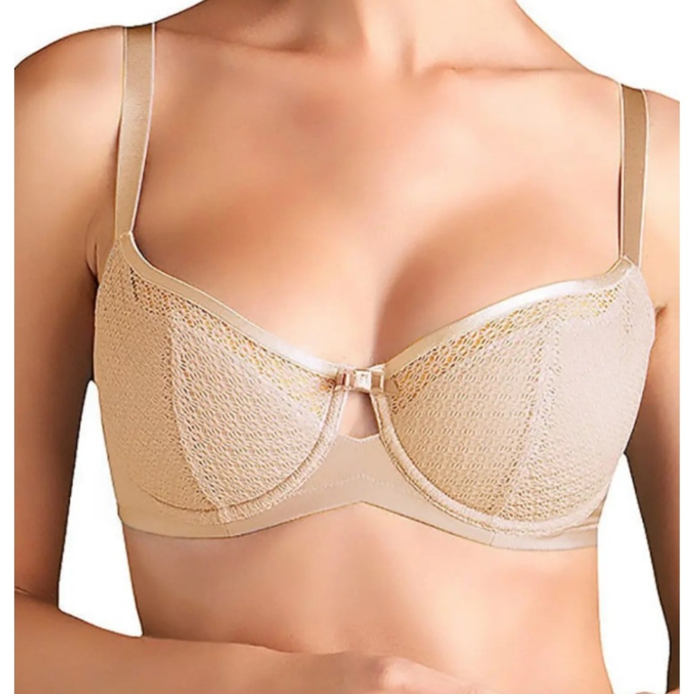 Triumph Beauty-Full Basic WHP NWT
